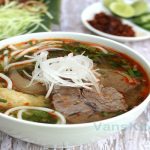 Muốn bán bún bò Huế thì phải đến Huế xin phép?