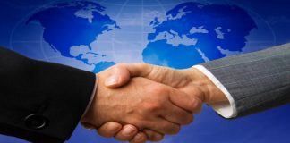 Nhượng quyền thương mại là gì?