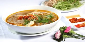 Thực hư chuyện bán bún bò Huế thì phải đến Huế xin phép?